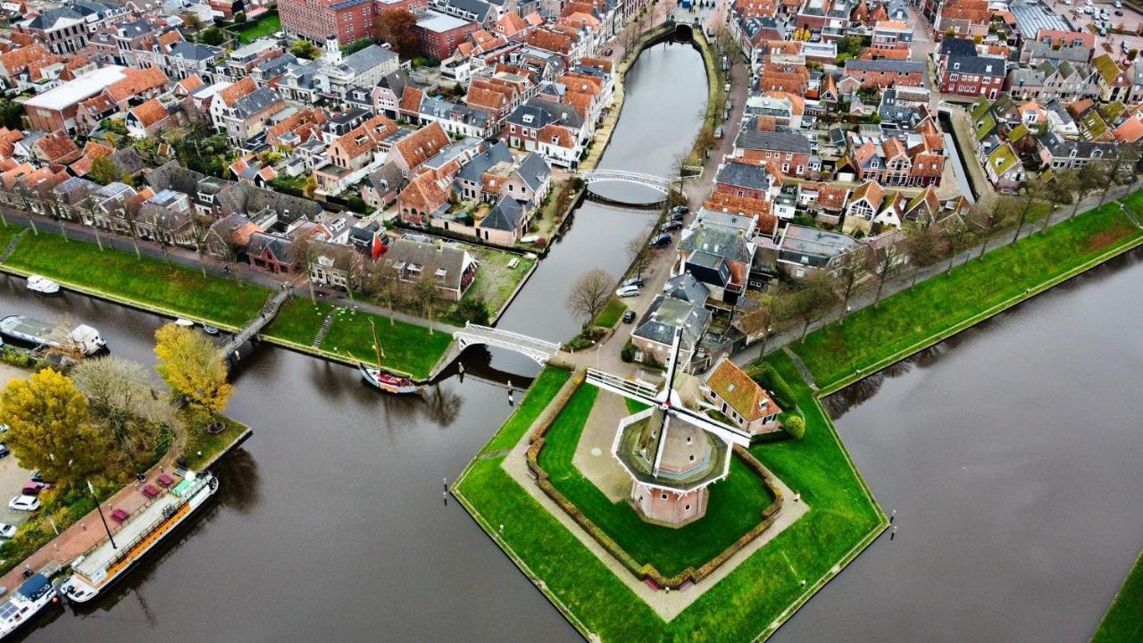 Stadslogement Het Keerpunt Dokkum Esterno foto
